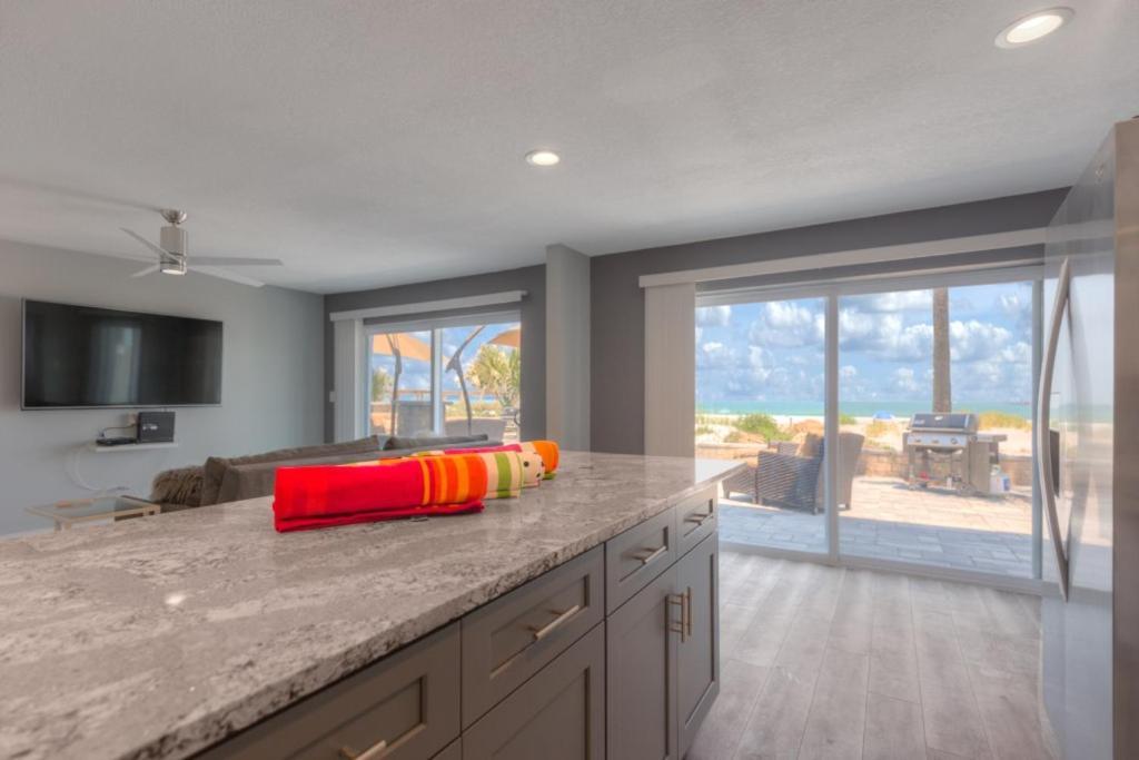 Sea La Vie Beach Oceanfront Patio Pet Friendly Jacksonville Beach Eksteriør billede